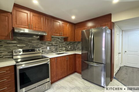 Additional image 8 of 140 Queen Mary Drive, Brampton, ON, L7A 2R5