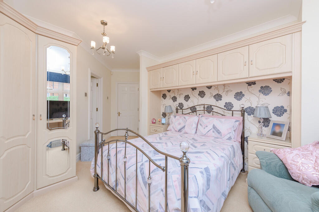 Additional image 10 of Flat 2, Thornhill Court, 126-128 Thornhill Road, Sutton Coldfield, B74 2LU