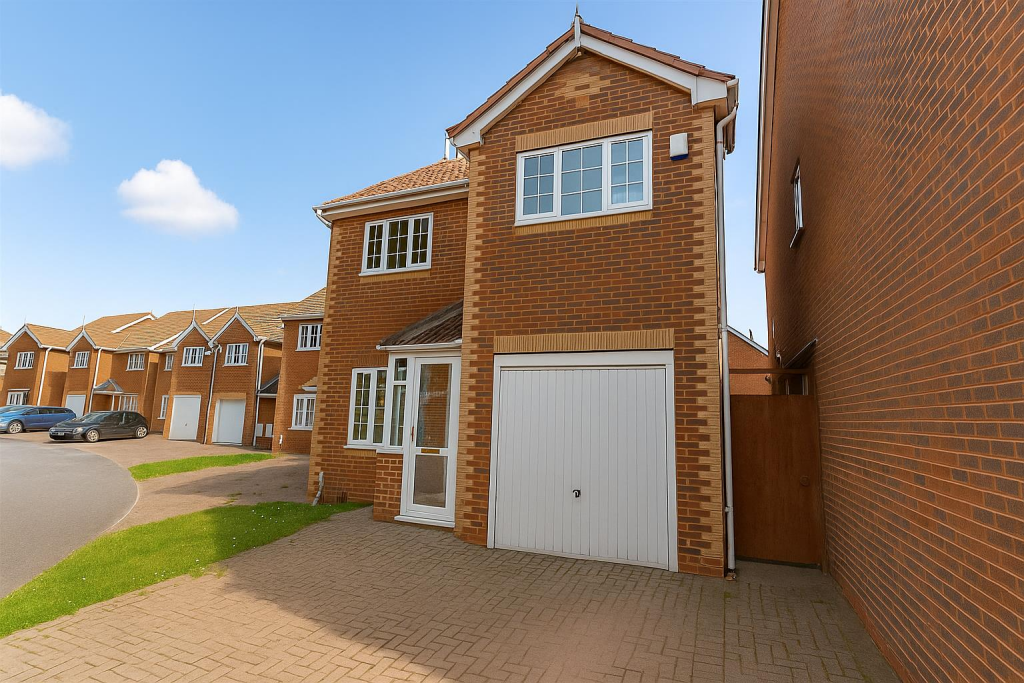 Shelsley Avenue, Oldbury, B69 1BF