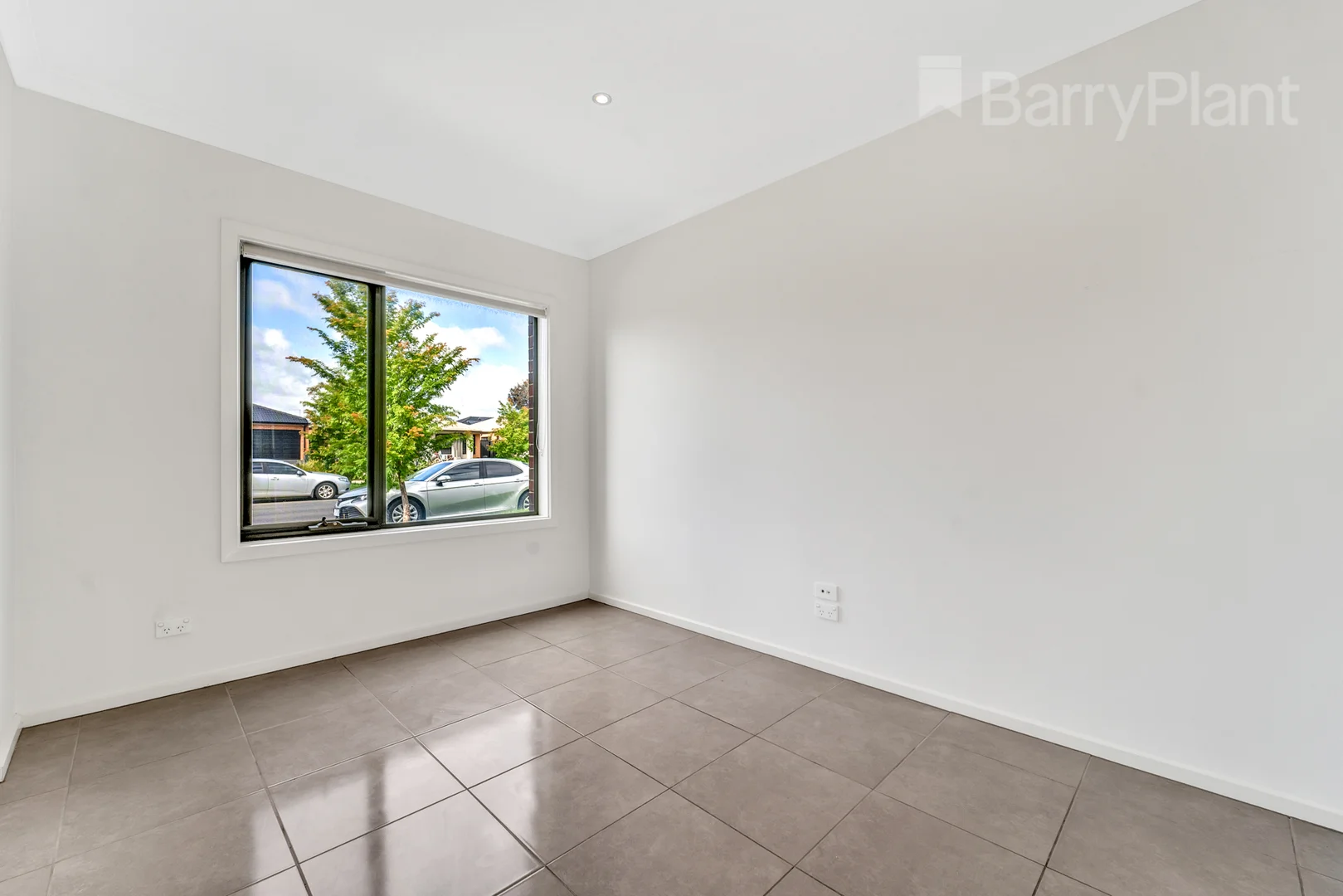 Additional image 6 of 100 Baronial Way, Craigieburn VIC 3064