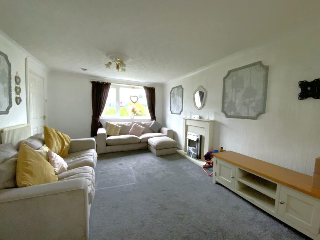 Additional image 3 of ROWLEY REGIS, Throne Road