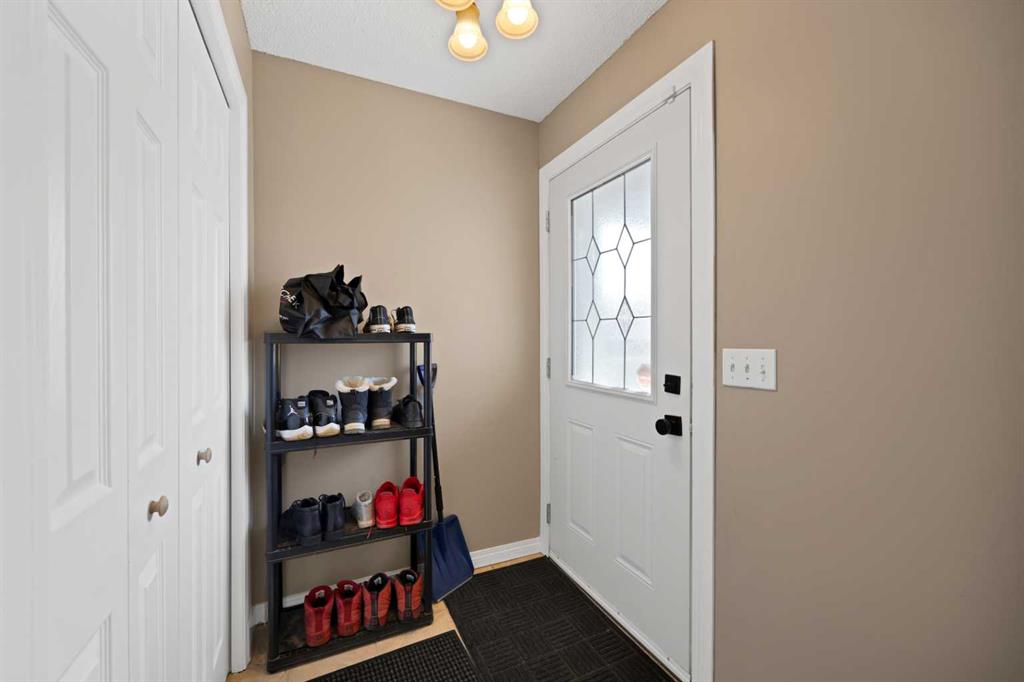 Additional image 4 of 127 Whitehaven Road NE, Calgary, AB, T1Y 6A6