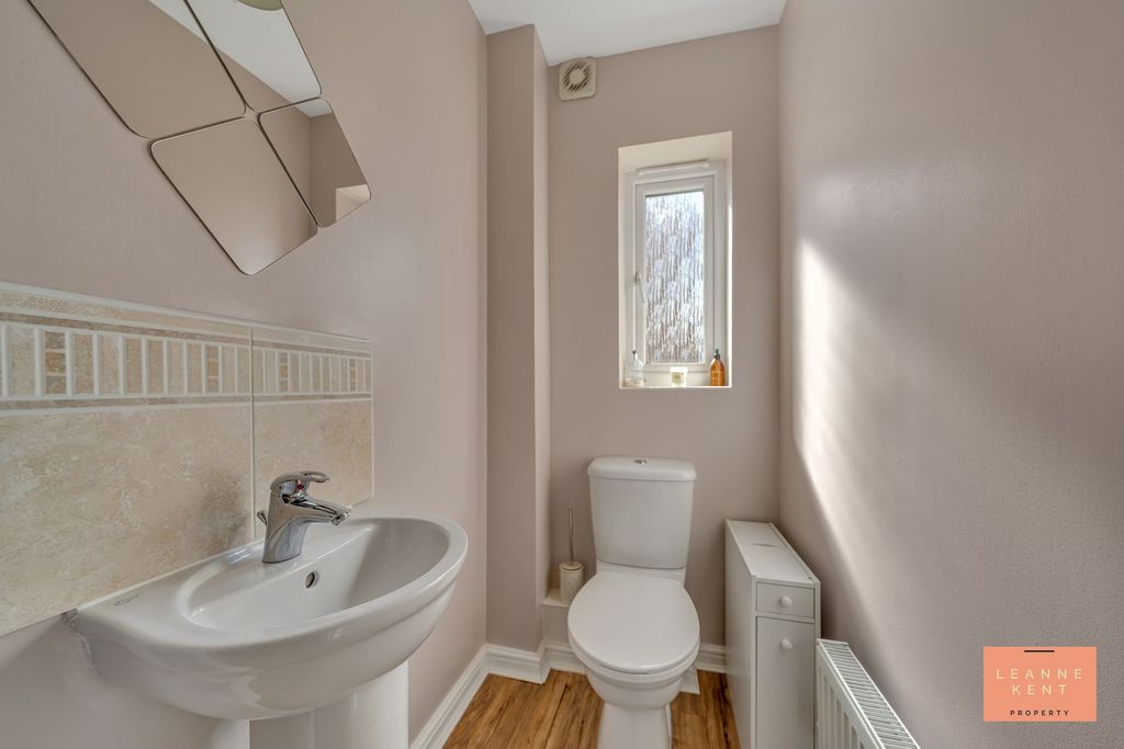 Additional image 18 of 4 bed detached house for saleLong Heath Close, Caerphilly CF83