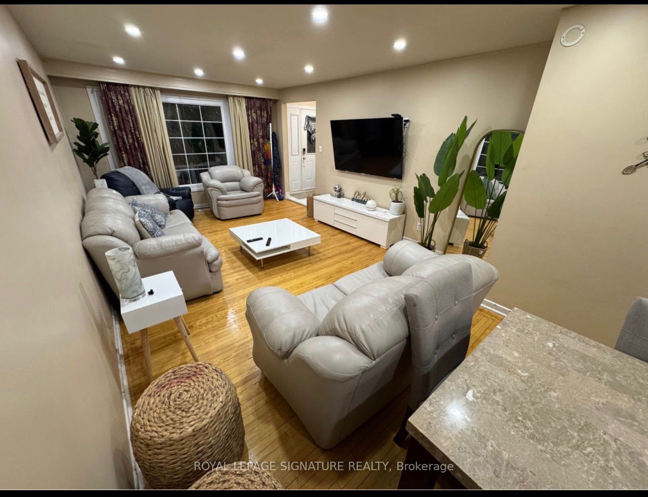 Additional image 6 of Main-3424 Clara Drive, Mississauga, ON, L4T 2C7