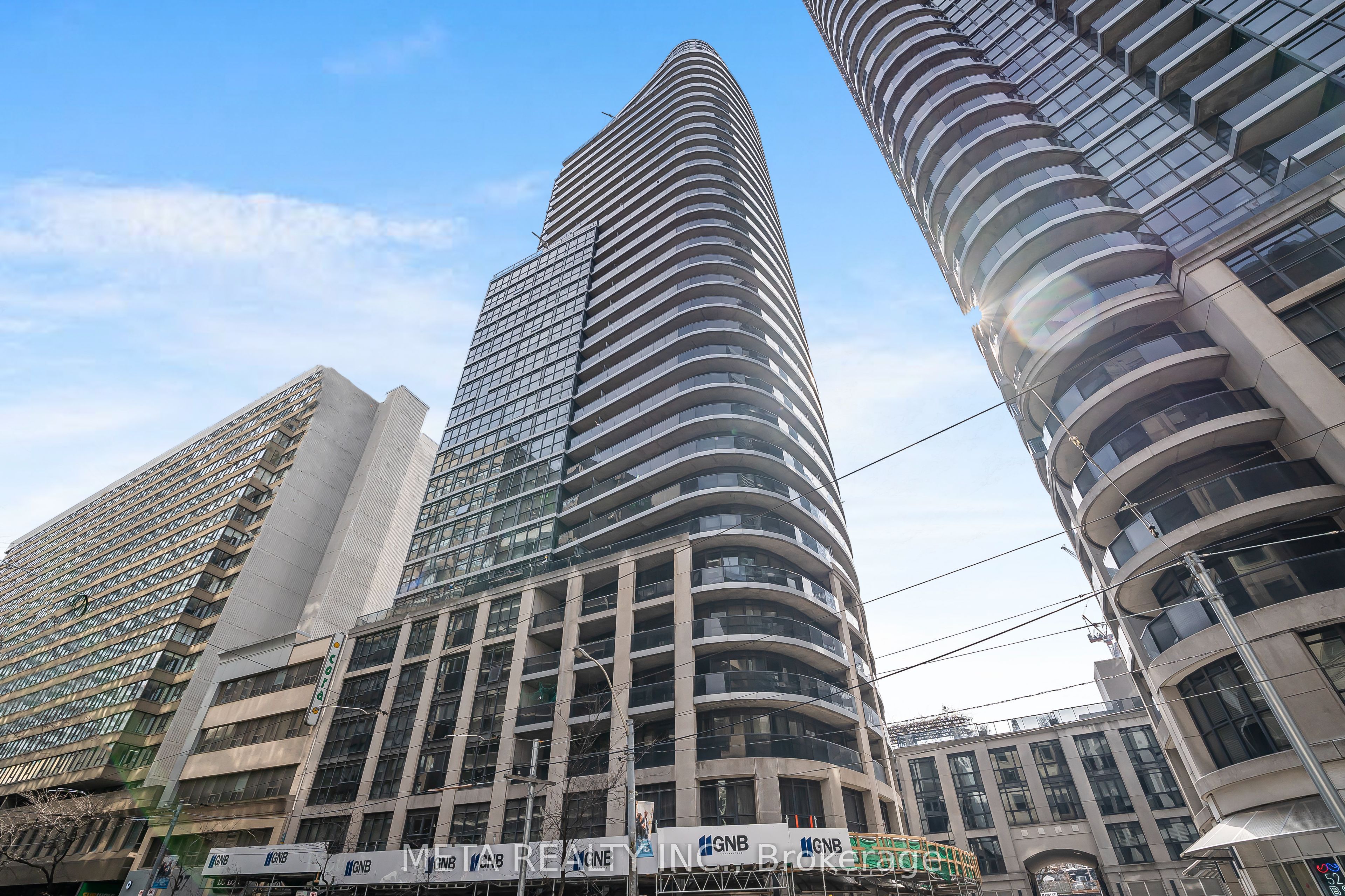 328-25 Carlton Street, Toronto, ON, M5B 1L4