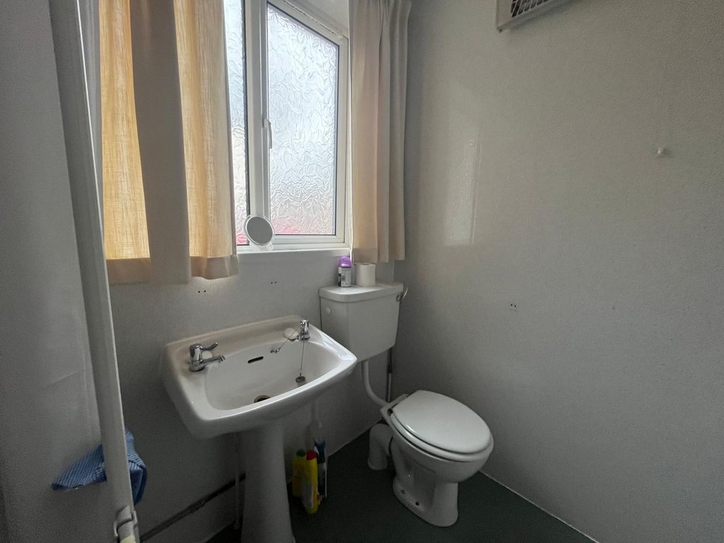 Additional image 7 of 3 bed semi-detached bungalow for saleHengoed Road, Penpedairheol CF82