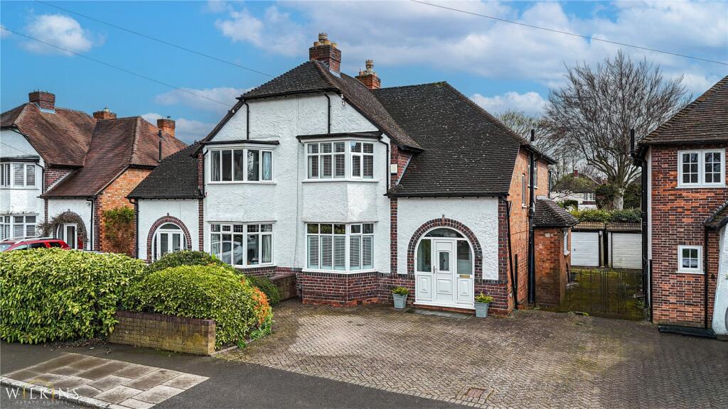 Green Lanes, Wylde Green, Sutton Coldfield, West Midlands, B73