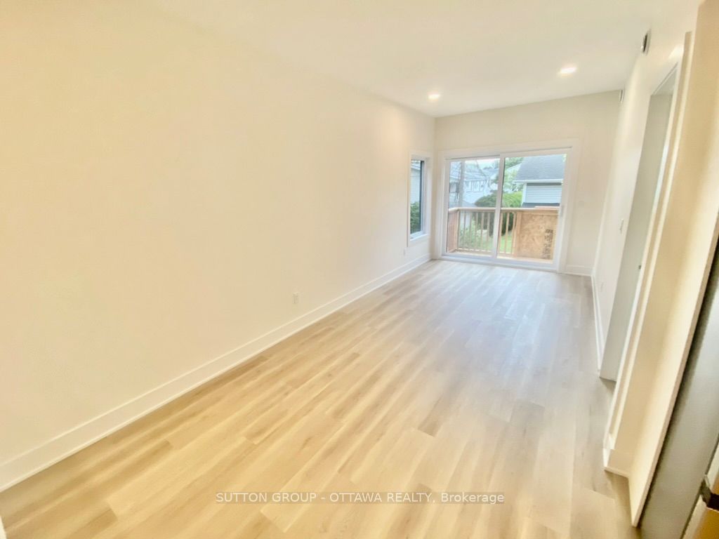 Additional image 5 of C-152B Columbus Avenue, Ottawa, ON, K1K 1R1