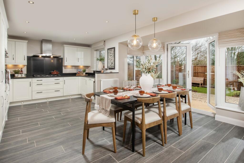 Lapwing Drive,
Hampton-In-Arden,
B92 0BF
