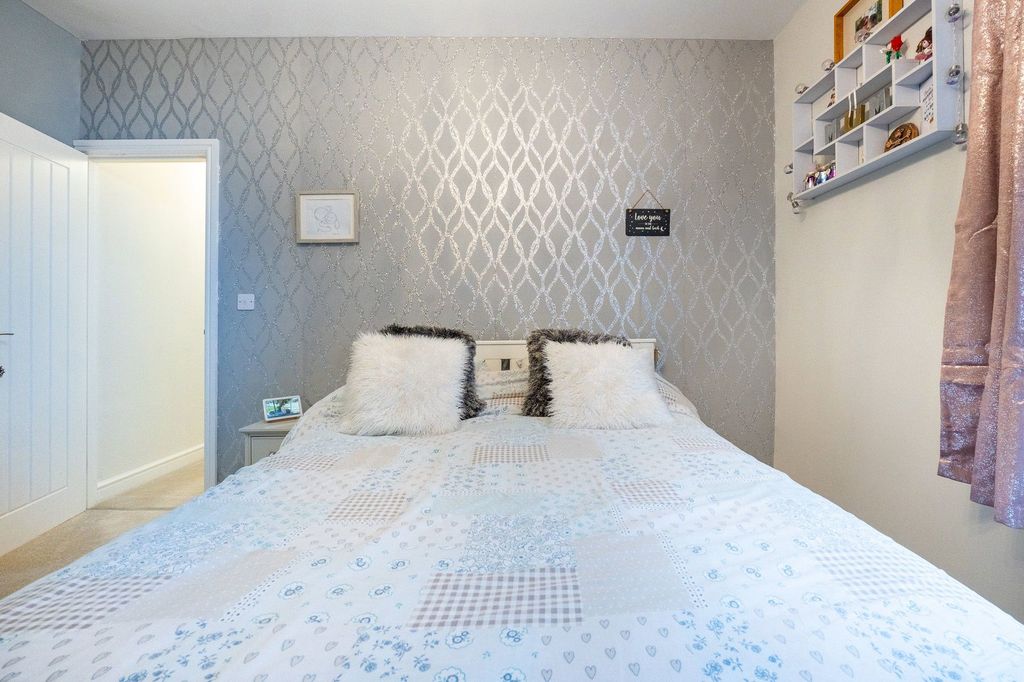 Additional image 17 of 4 bed terraced house for saleRaglan Road, Hengoed CF82