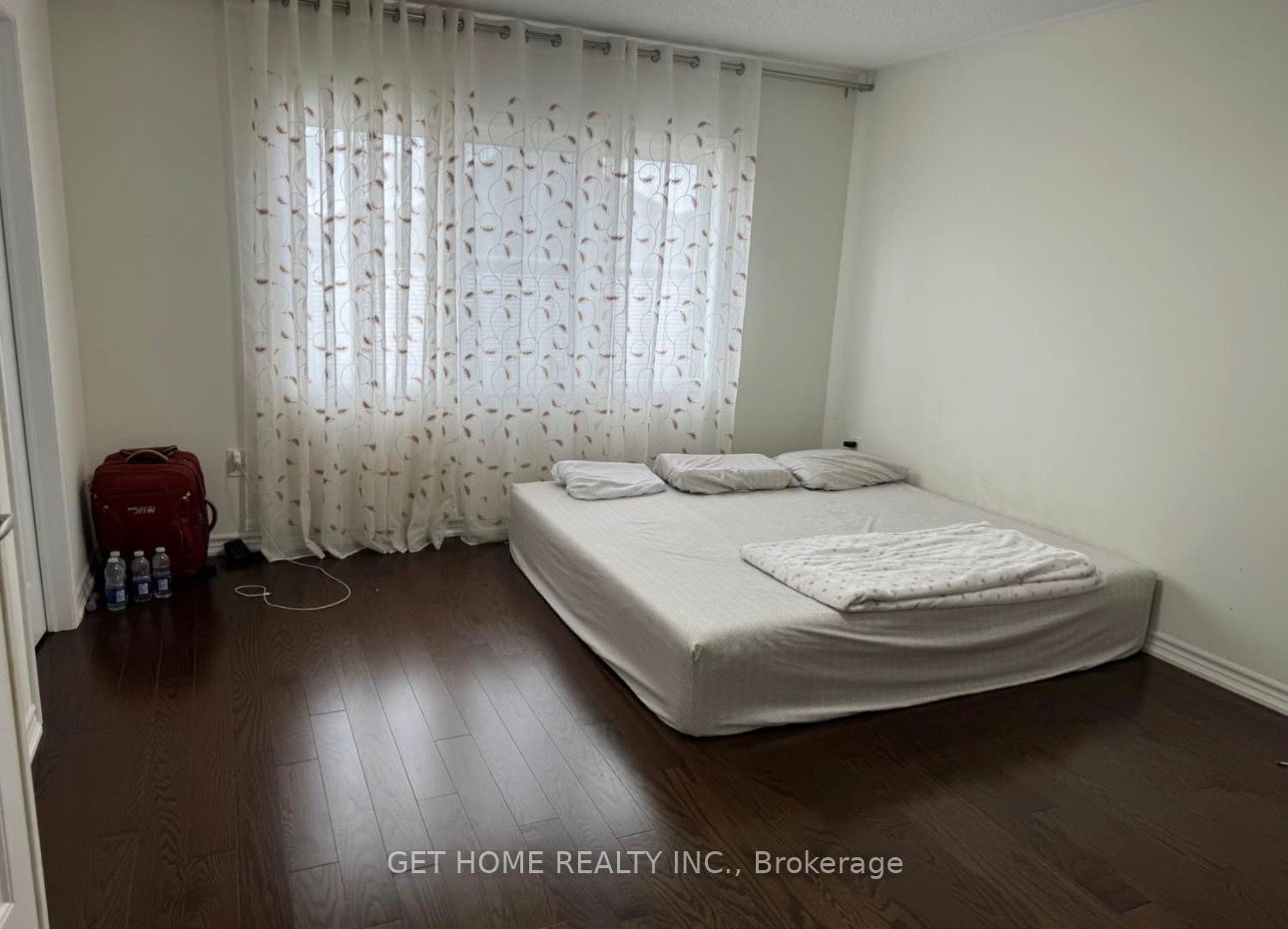 Upper-1450 Farmstead Drive, Milton, ON, L9E 0B3 photo 3