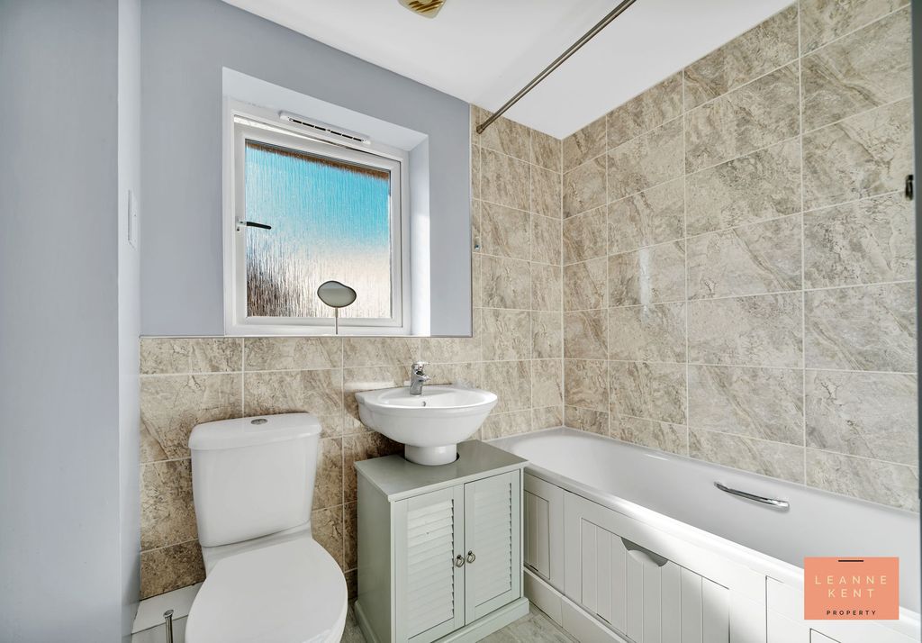 Additional image 31 of 4 bed detached house for saleLong Heath Close, Caerphilly CF83