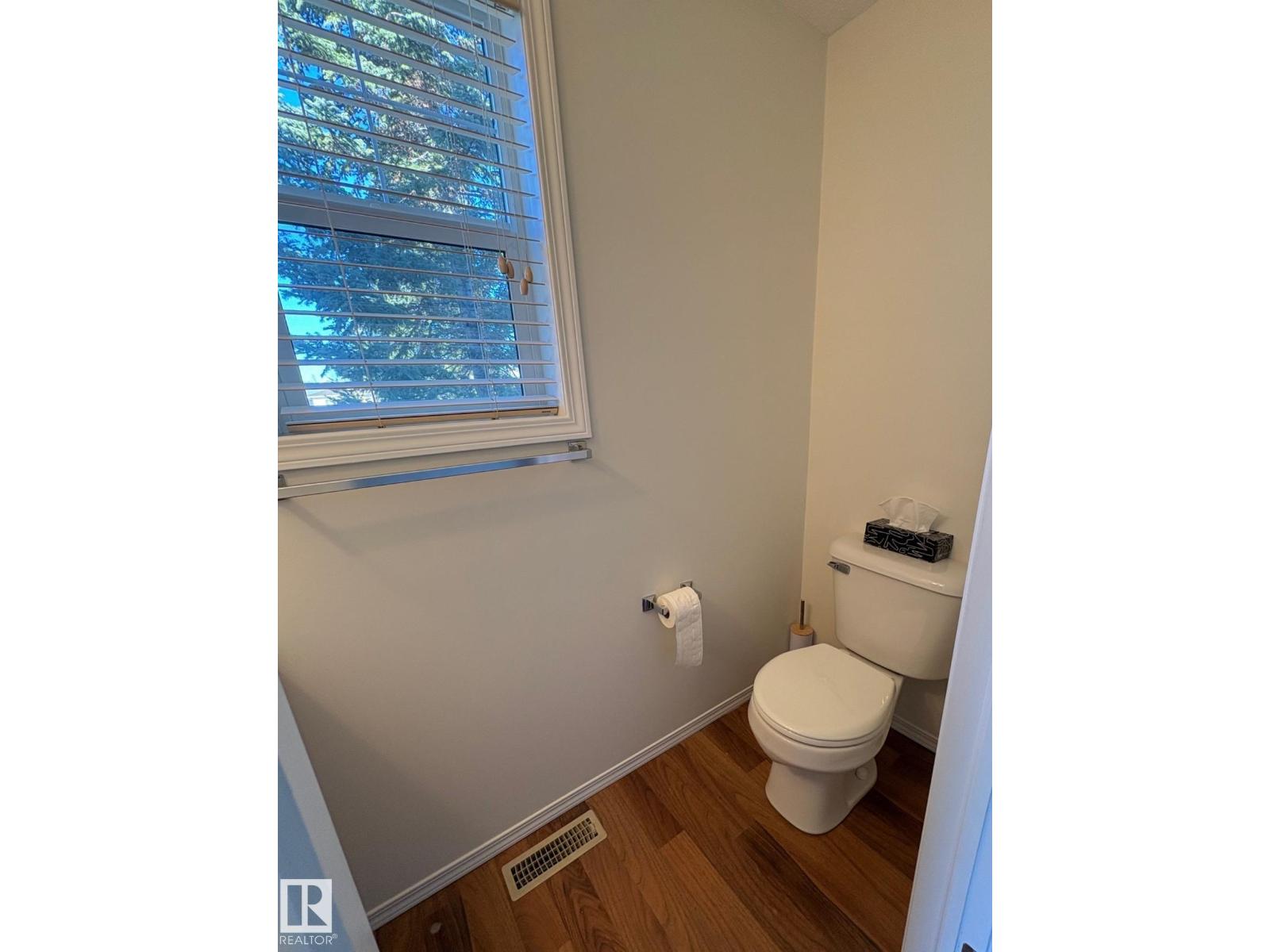 Additional image 5 of 16-2816 34 Avenue NW, Edmonton, AB, T6T2B4