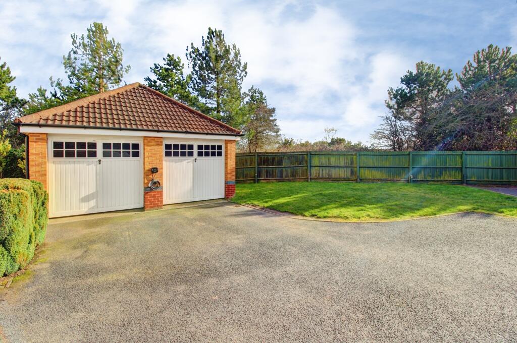 Additional image 23 of Ascot Drive, Tamworth, B77