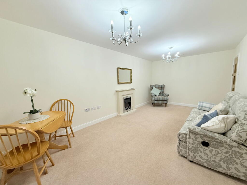 Brueton Place, Blossomfield Road, Solihull photo 5