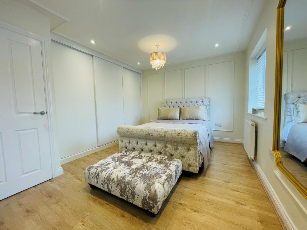 Additional image 21 of York Crescent, West Bromwich, B70