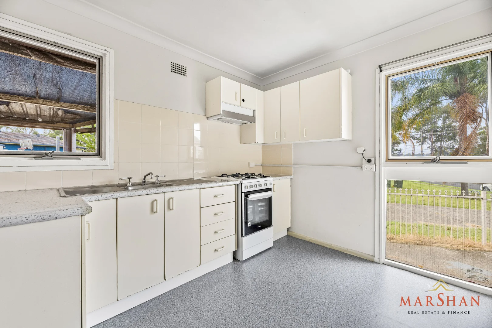 Additional image 3 of 33 Hopman Crescent, Shalvey NSW 2770