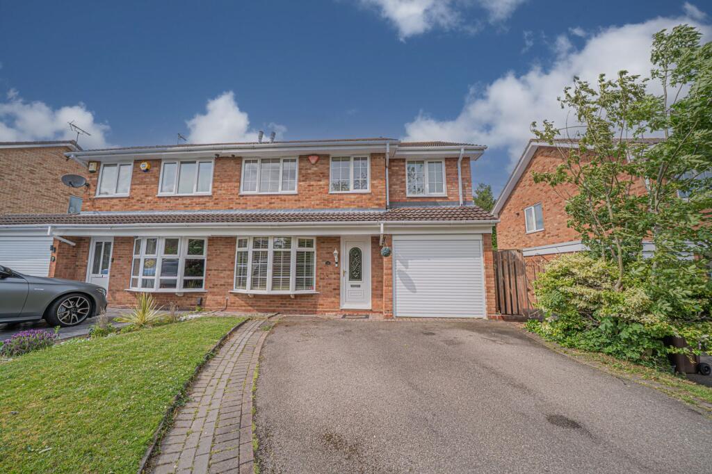 St. Annes Grove, Knowle, B93