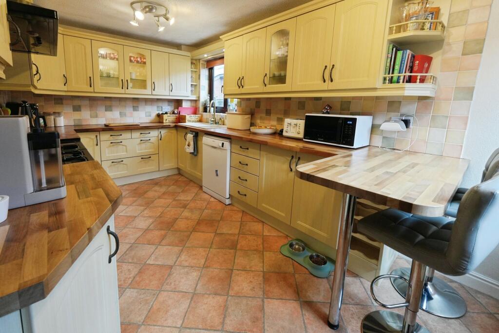 Additional image 3 of Tanwood Close, Redditch, B97