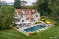 49 Hillspoint Rd, Westport, CT, 06880 photo 3