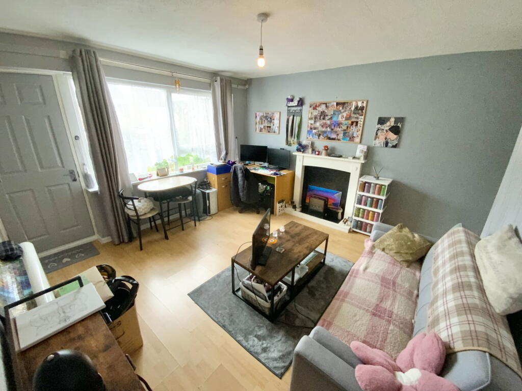 Additional image 2 of Wiltshire Drive, Halesowen, B63 2XU