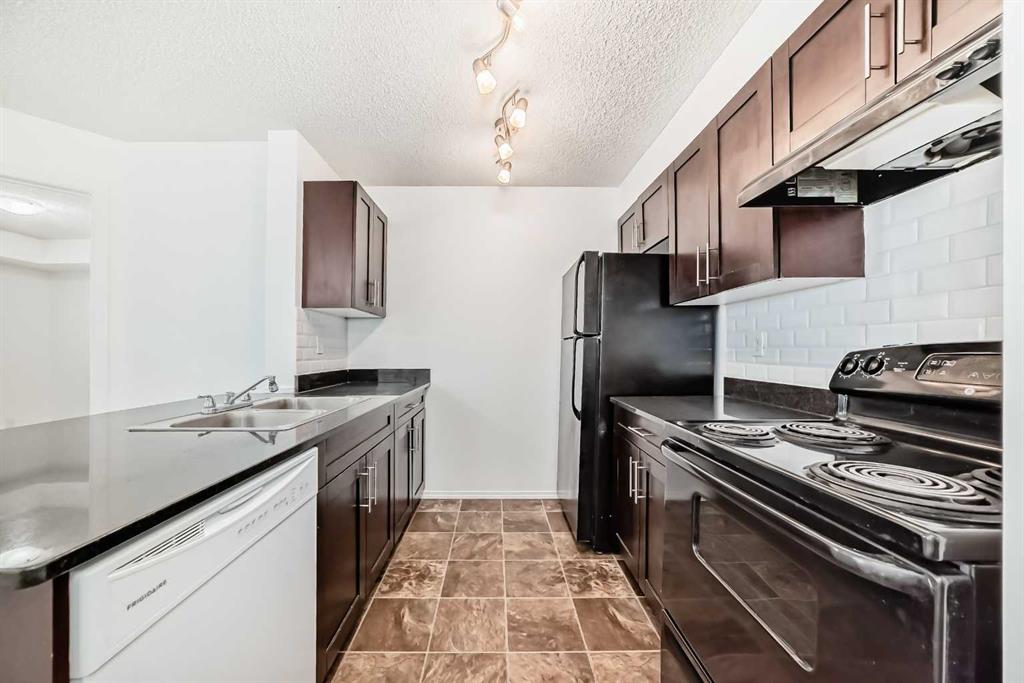 Additional image 6 of 111-195 Kincora Glen Road NW, Calgary, AB, T3R0S3