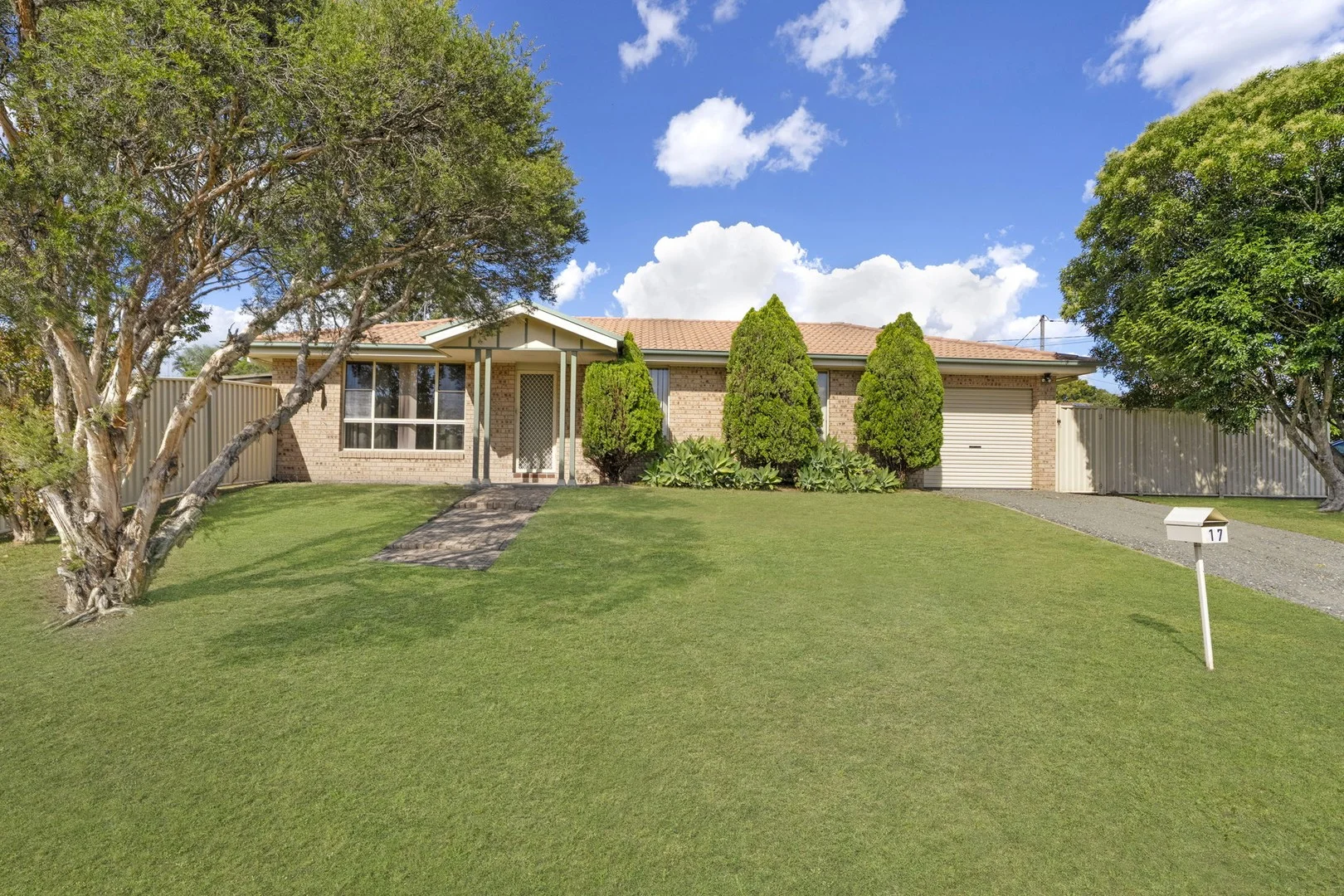 17 Oxford Street, Greta NSW 2334