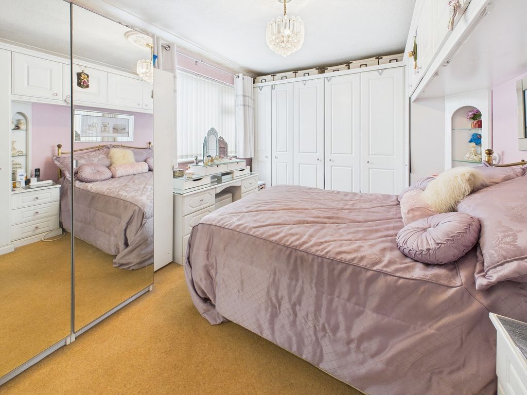 2 bed maisonette for saleCefn Graig, Cardiff. CF14 photo 5