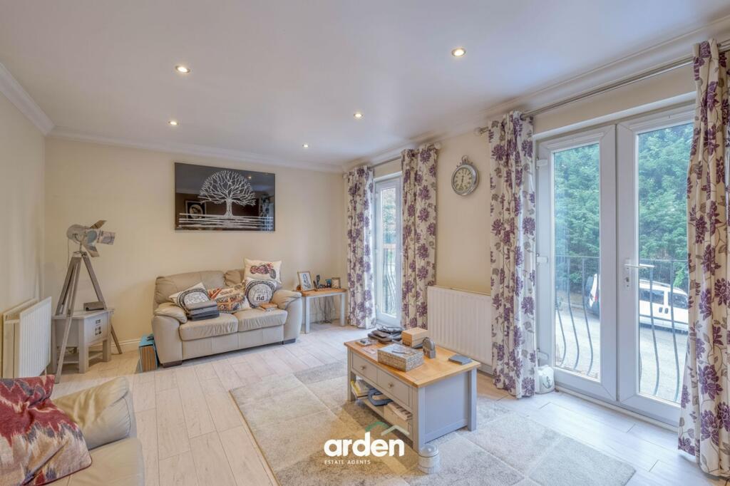 Torrs Close, Redditch, B97 photo 2