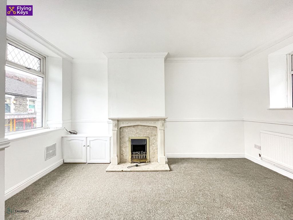 2 bed terraced house for saleDuffryn Terrace, Elliots Town NP24 photo 4