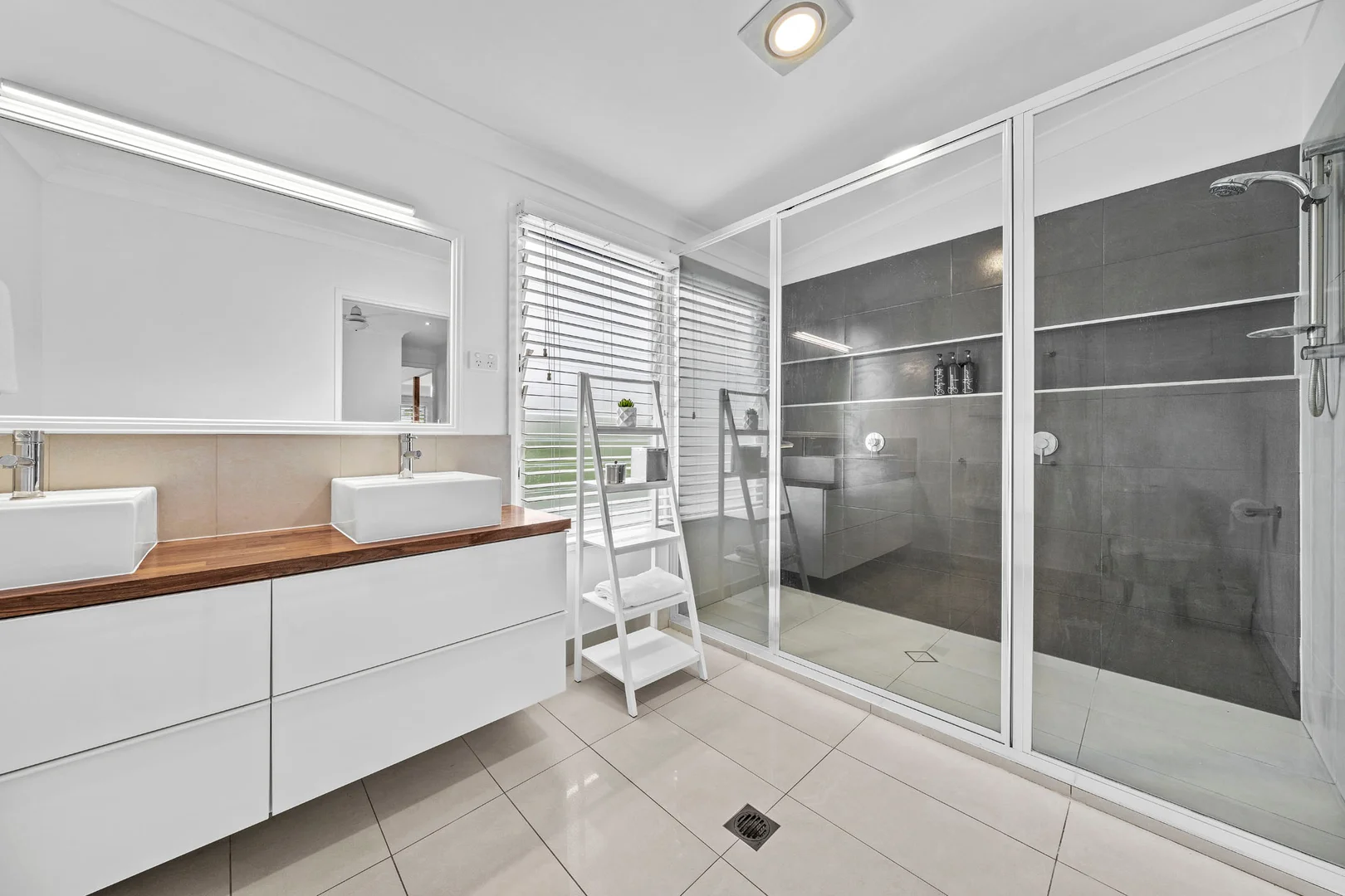 Additional image 7 of 34 Pansy St, Wynnum QLD 4178