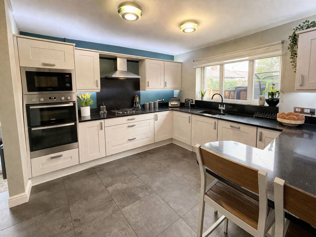 Additional image 2 of Schoolacre Rise, Sutton Coldfield, B74