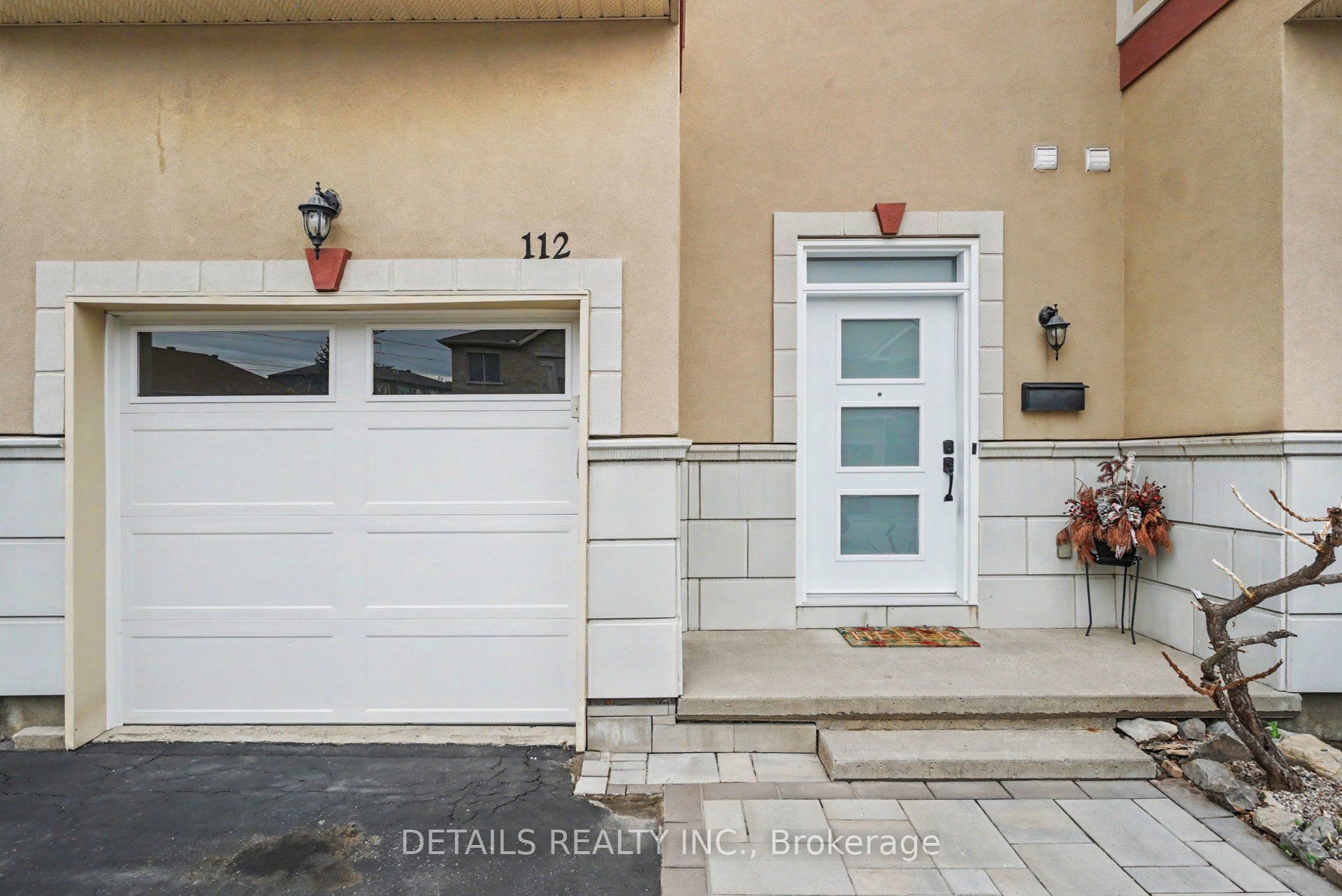 Additional image 3 of 112 Whispering Winds Way, Ottawa, ON, K1W 0B7