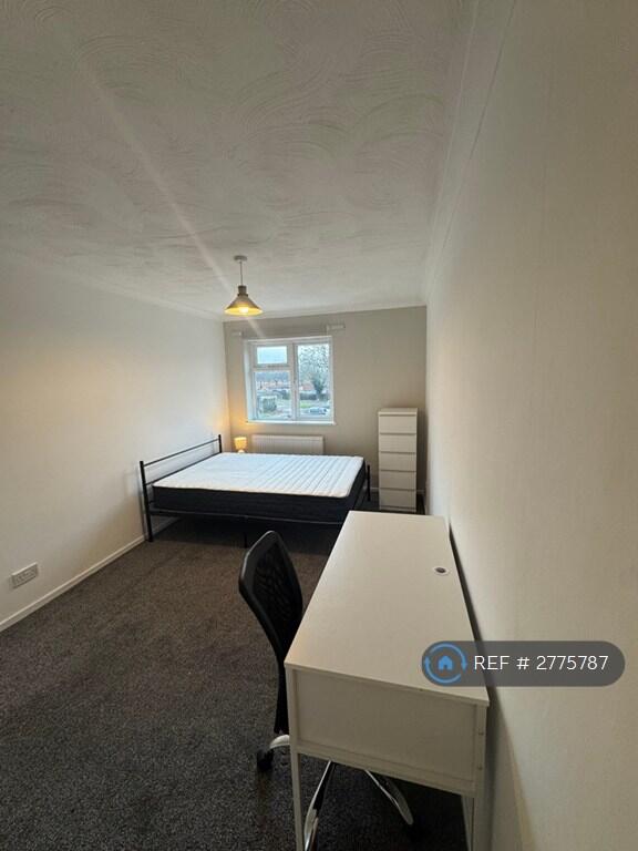 Wishaw Close, Redditch, B98