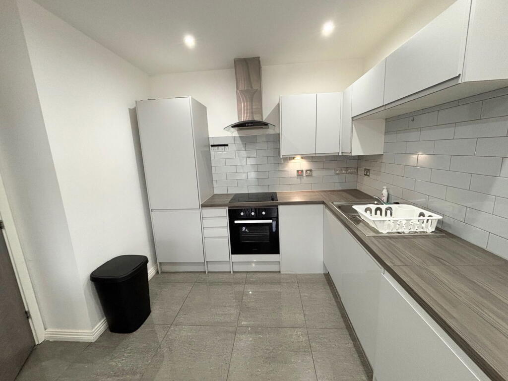 105 Knights House, The Parade , Sutton Coldfield, B72 1QB photo 3