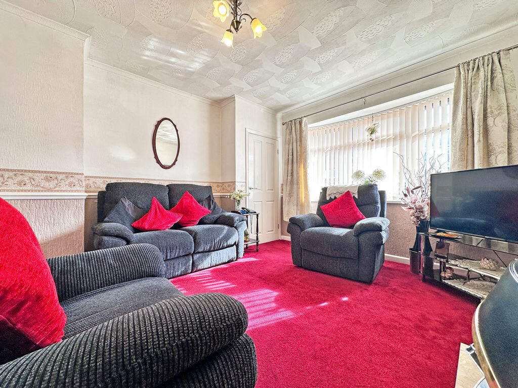 Jowetts Lane, WEST BROMWICH, B71 2RB photo 2