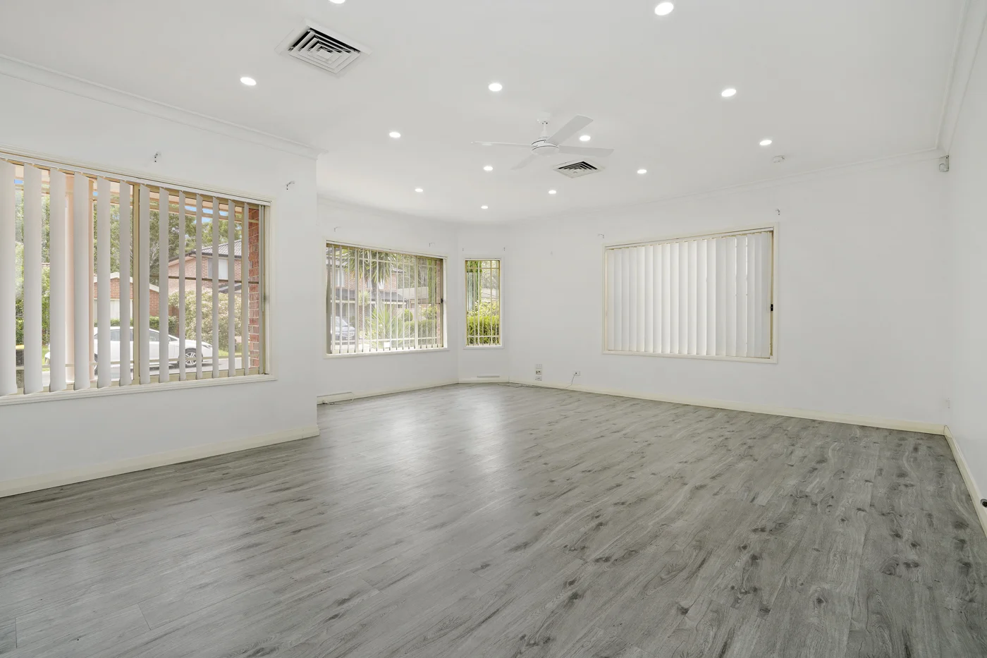 5 Aspen Close, Prestons NSW 2170 photo 3