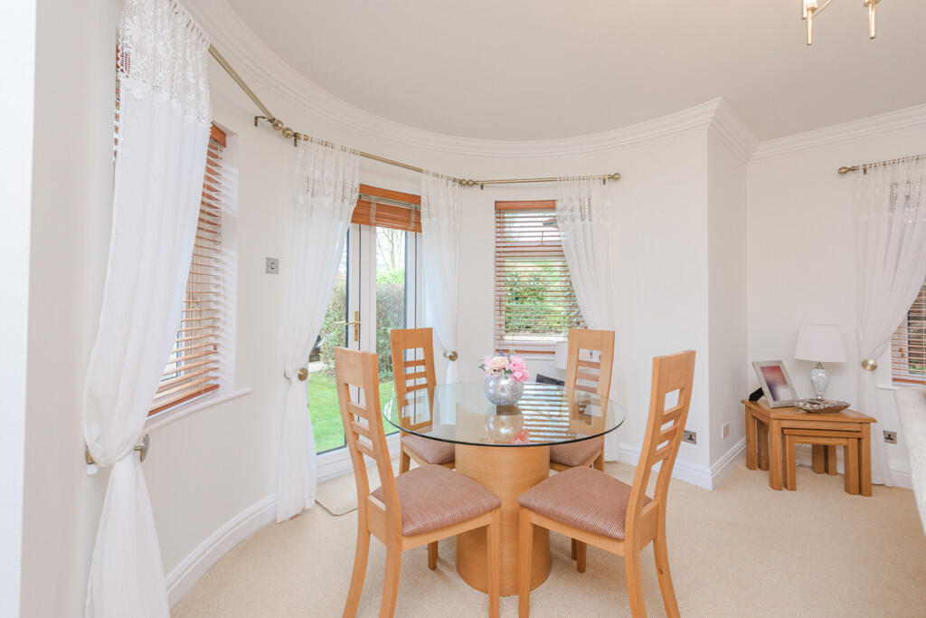 Additional image 4 of Flat 2, Thornhill Court, 126-128 Thornhill Road, Sutton Coldfield, B74 2LU