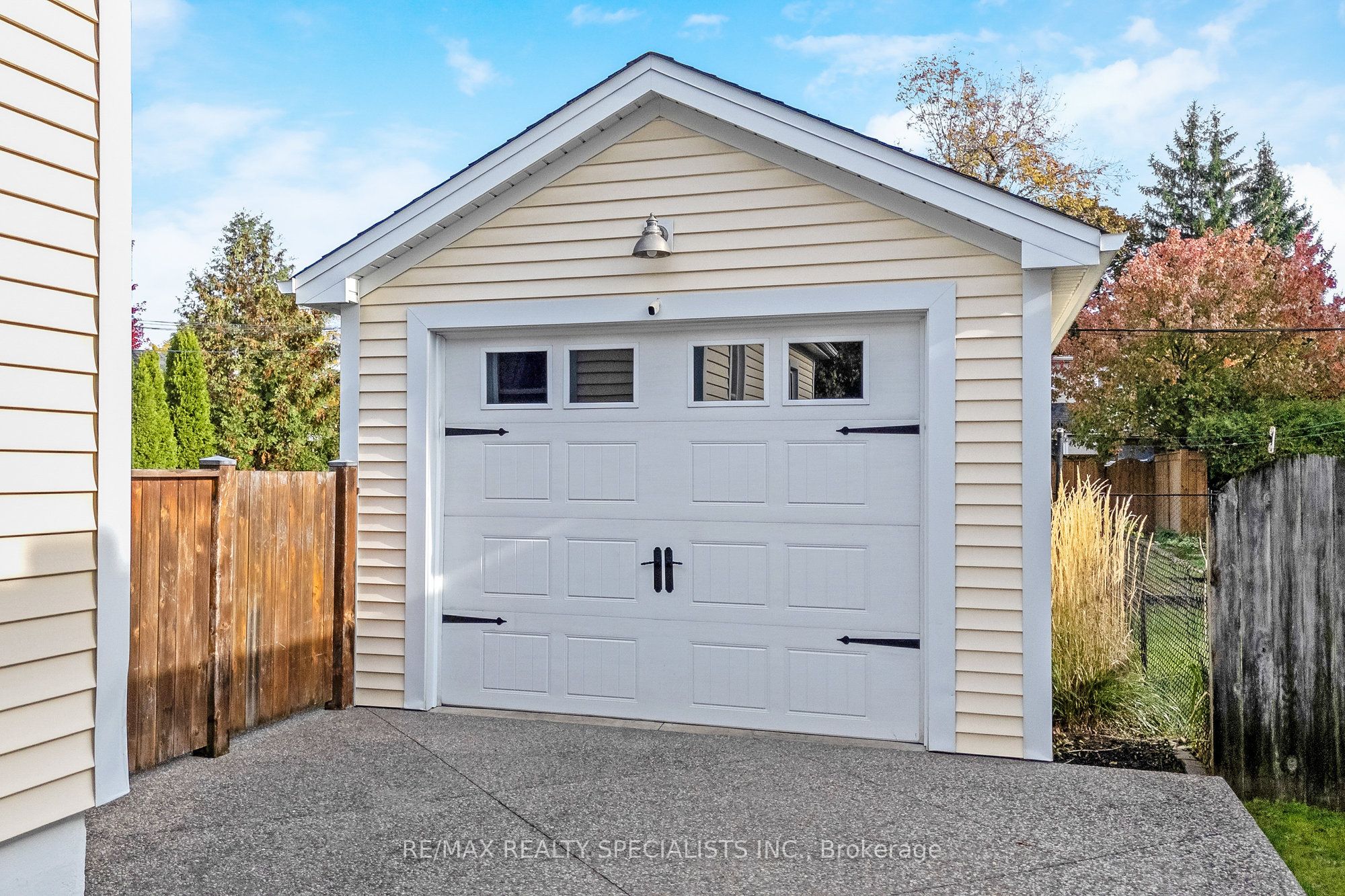 Additional image 4 of 571 Clark Avenue, Burlington, ON, L7S 1N9