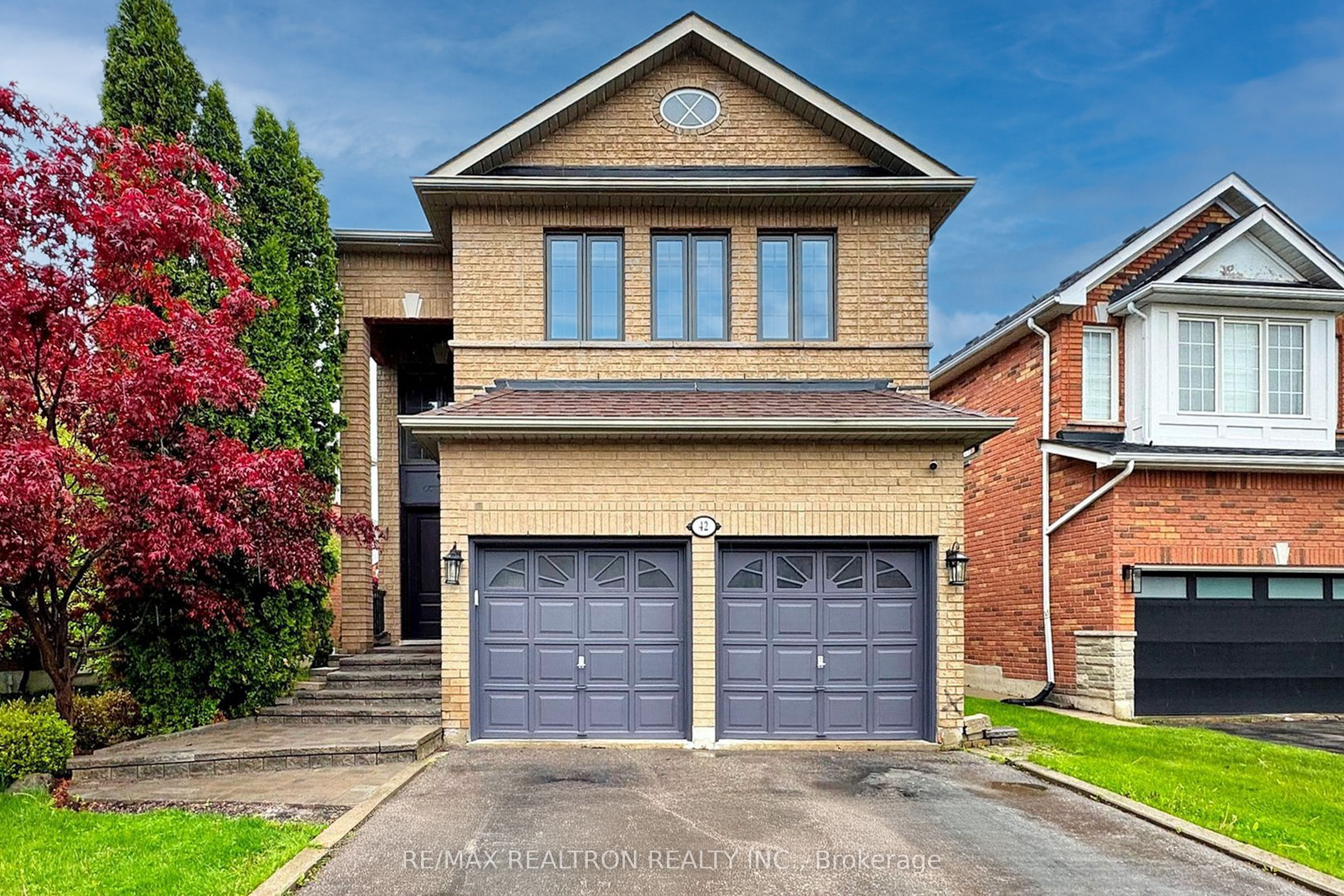 42 Linda Margaret Crescent, Richmond Hill, ON, L4S 2B6