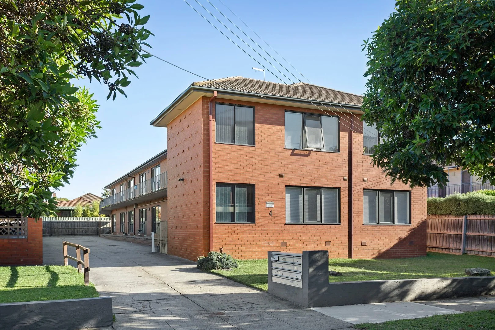 1/4 Rosedale Avenue, Glen Huntly VIC 3163
