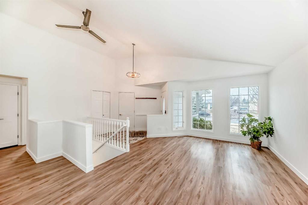 Additional image 4 of 52 Mt Crandell Crescent W, Lethbridge, AB, T1K 6L6