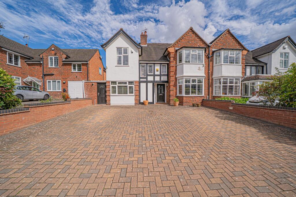 Warwick Road, Solihull, B91