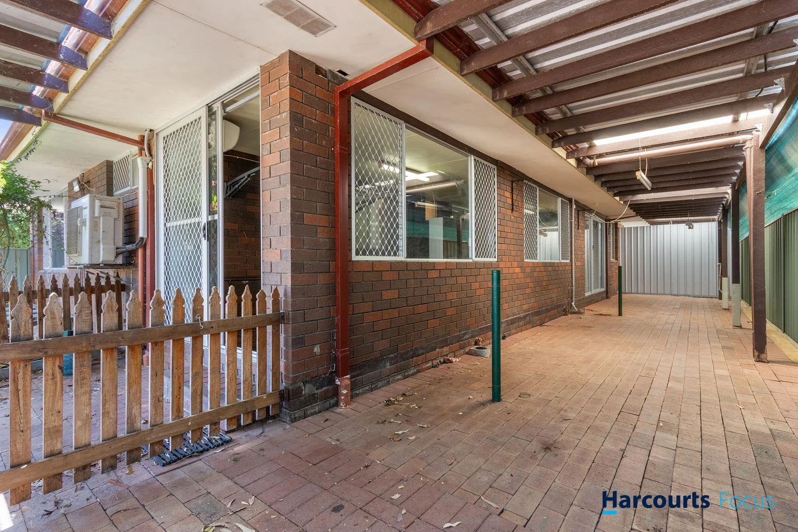 Additional image 23 of 34 Fifth Road, Armadale WA 6112