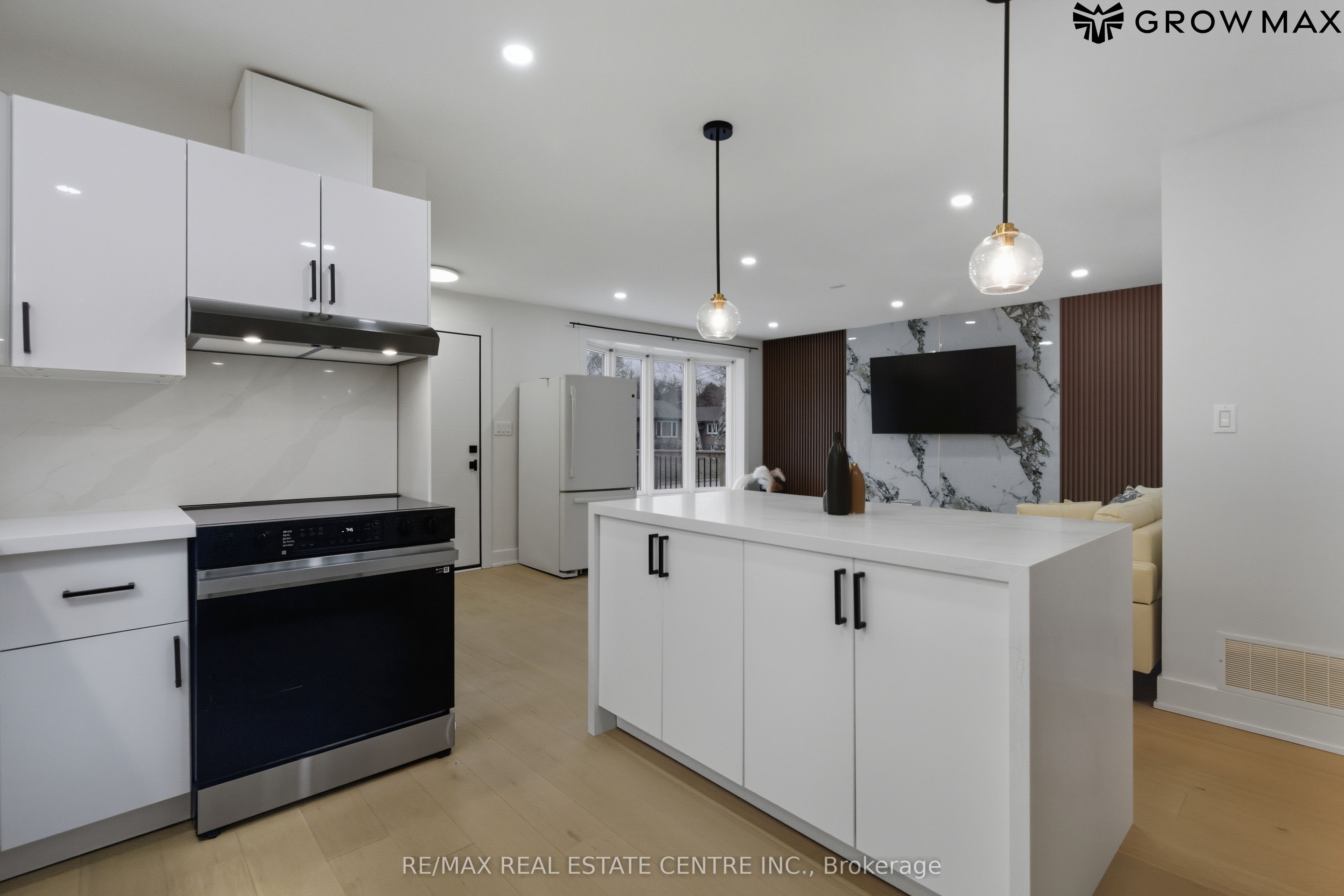 Additional image 6 of 1328 Bunnell Drive, Burlington, ON, L7P 2E1