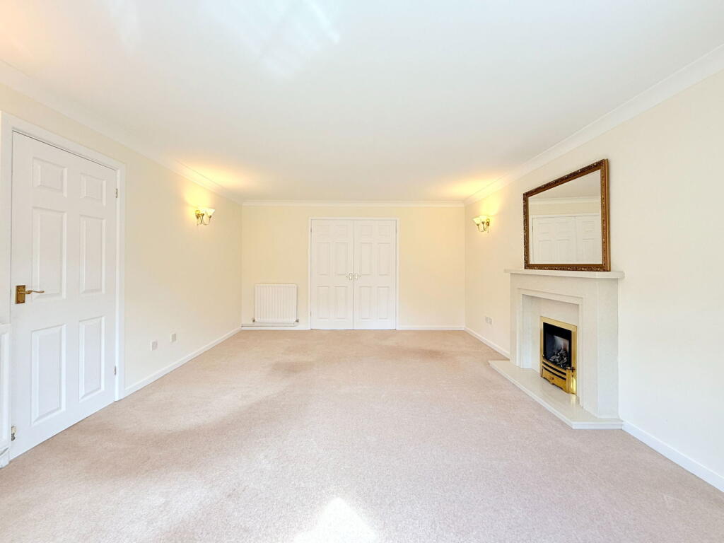 Grey Mill Close, Monkspath photo 3