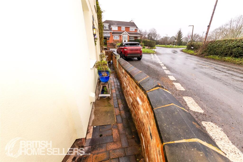 Additional image 31 of Doctors Hill, Bournheath, Bromsgrove, Worcestershire, B61