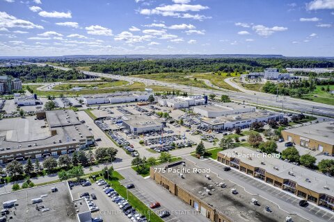 Additional image 7 of 33-775 Pacific Road, Oakville, ON, L6L 6M4