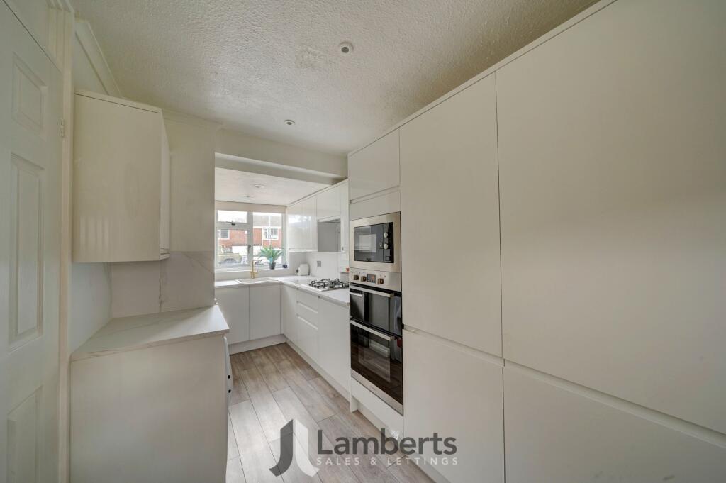 Langley Close, Matchborough West, B98 photo 4