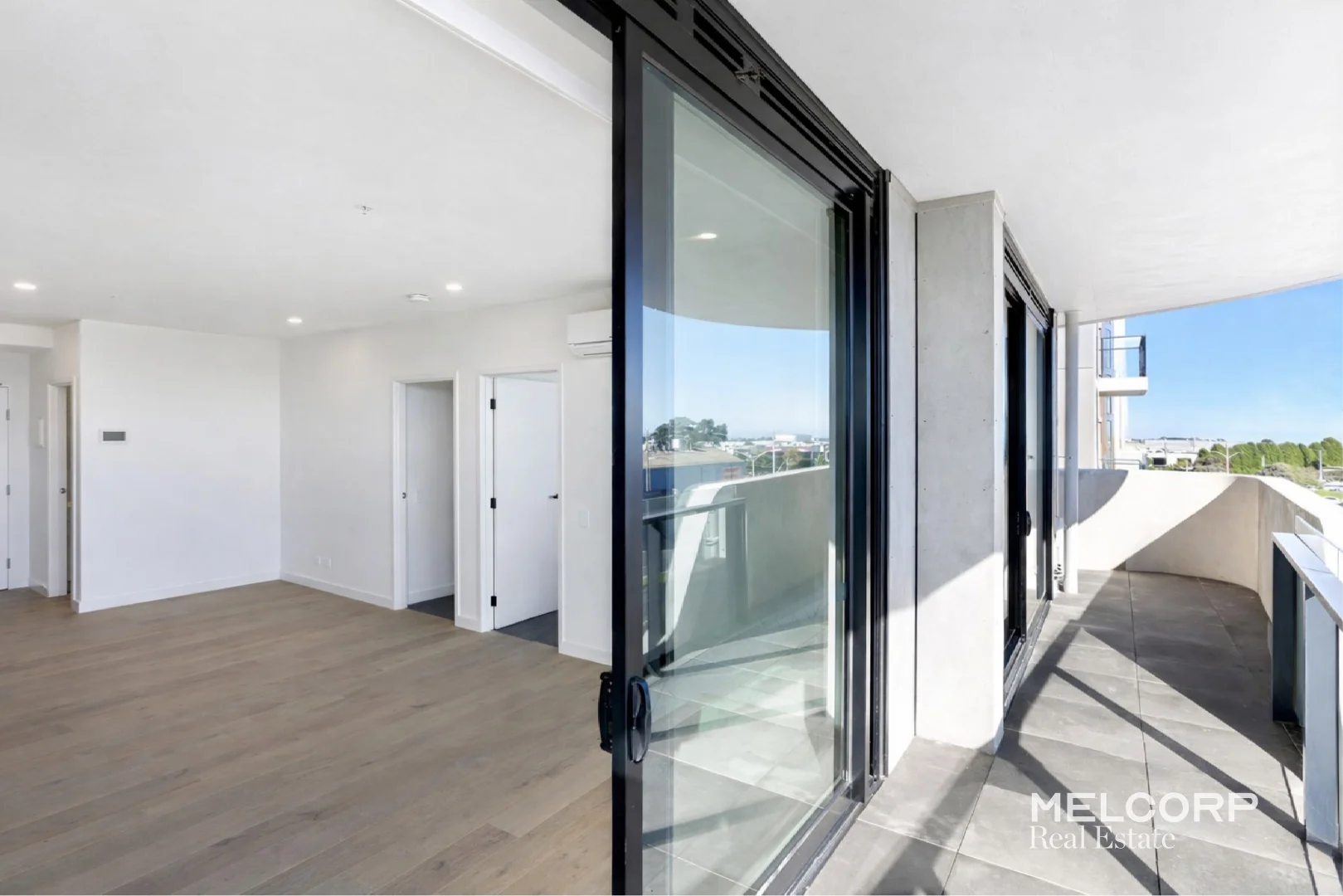 Additional image 8 of 2214/864 Blackburn Road, Clayton VIC 3168